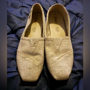 Toms Beige Flats